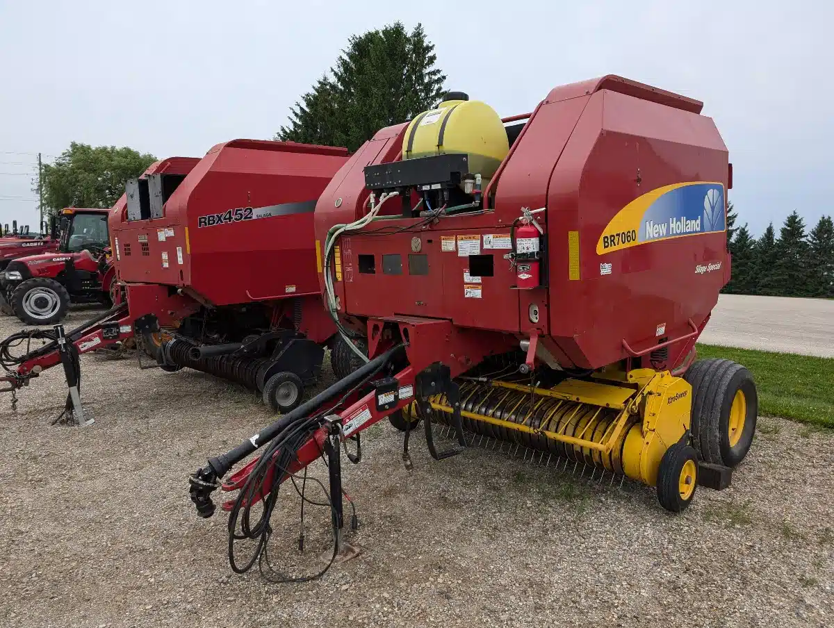 Used New Holland BR7060 Round Baler AgDealer