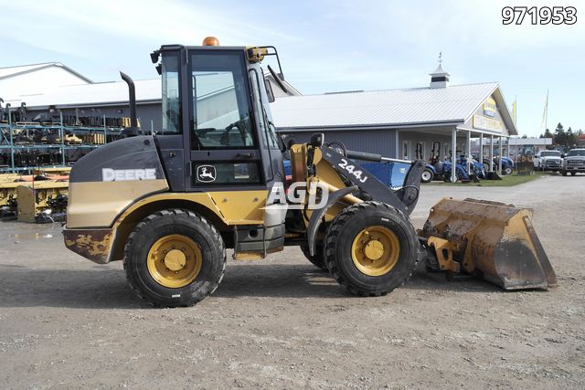 Used 2011 John Deere 244J Wheel Loader | AgDealer