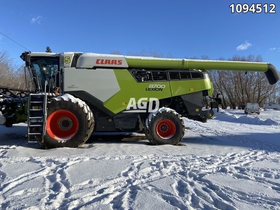 Used 2021 Claas Lexion 8700 Combine Agdealer 0397