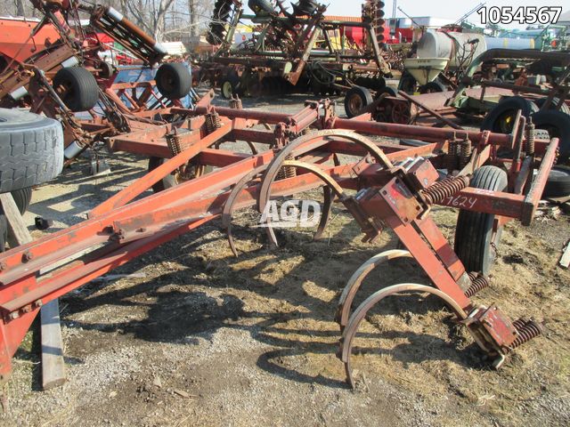 International Harvester 55 Chisel Plows Tillage For Sale in Canada ...