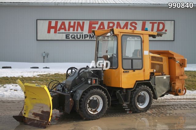 Snow Plows For Sale in Canada & USA | AgDealer