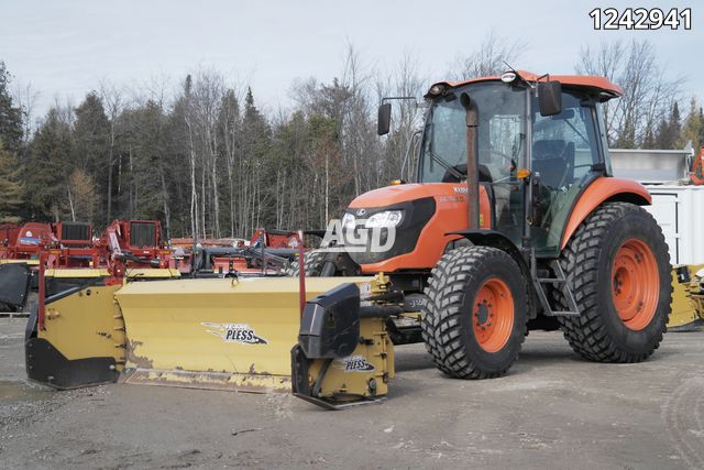 Used Kubota M7060 Tractor 