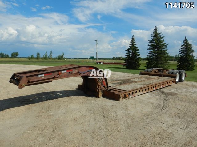 Used 1987 Brentwood 45ton Tandem RGN Trailer - Double Drop | AgDealer