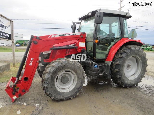 Used Massey Ferguson 5711SL Tractor | AgDealer