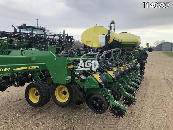 Used 2017 John Deere DB60 Planter | AgDealer