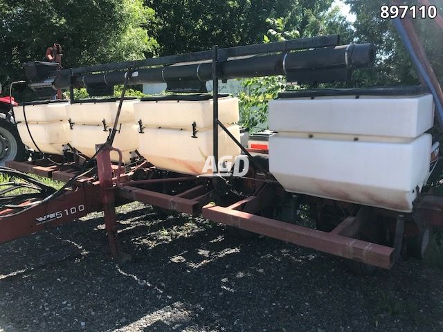 Used White 5108 Planter | AgDealer