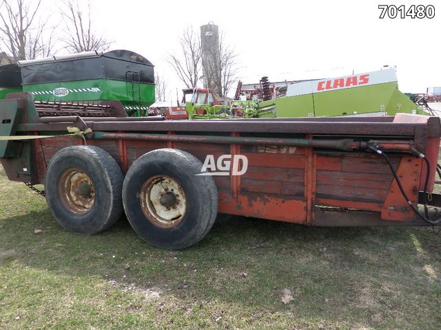 Used New Idea 224 Manure Spreader AgDealer   9794025 