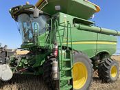 Image for article Used 2018 John Deere S790 Combine