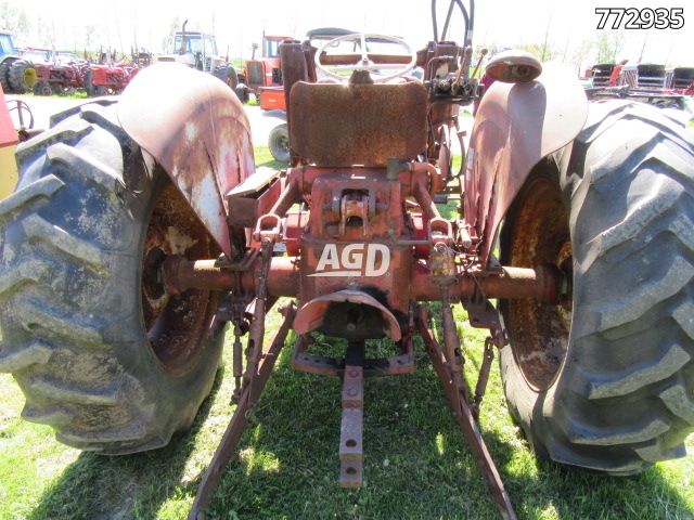 Used 1967 International Harvester 434 Tractor | AgDealer