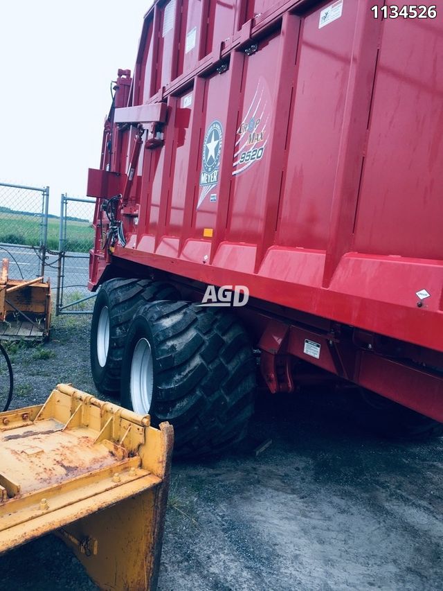 Used 2020 Meyer 9520 Manure Spreader AgDealer