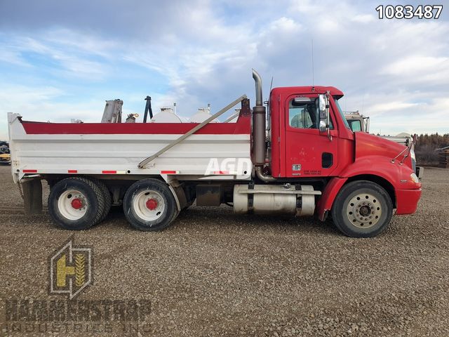 Image for Used 2006 Freightliner COLUMBIA Truck - Dump