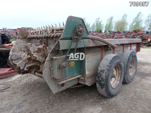 Used New Idea 244 Manure Spreader | AgDealer