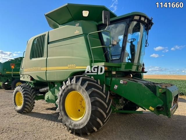 Used 2001 John Deere 9550 Combine Agdealer