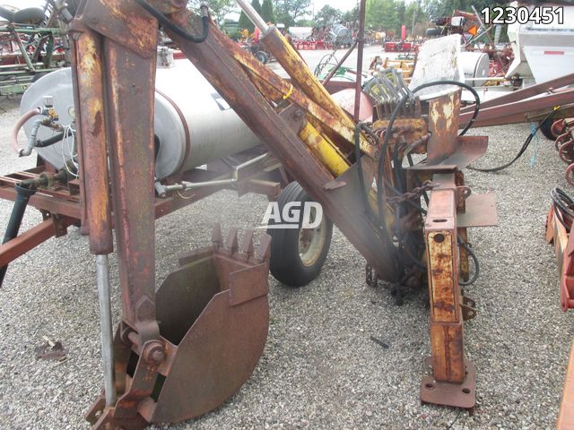 Used Massey Ferguson 220 Backhoe Attachment | AgDealer