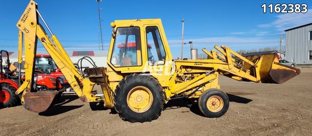 Used 1972 Case 580B Backhoe Loader AgDealer used-1972-case-580b-backhoe-loader-agdealer