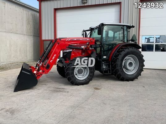 New 2023 Massey Ferguson 5711 Tractor | AgDealer