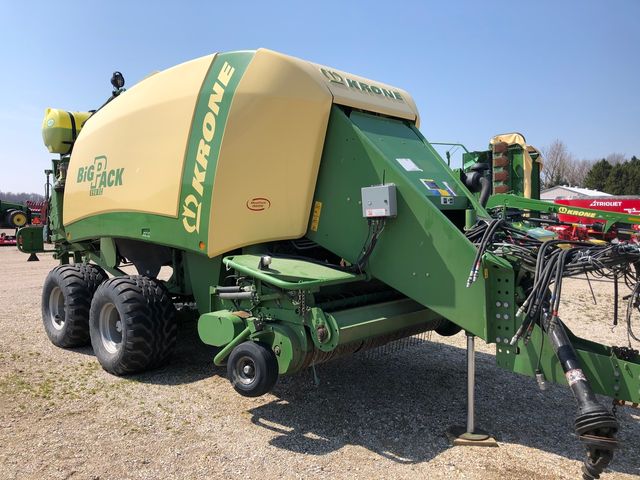 2012 Krone 890XC Square Baler - Large