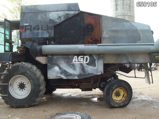 Usagé 1989 Gleaner R40 Batteuse | AgricoleIdéal