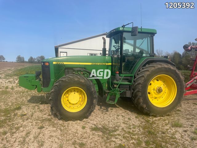 Used 1998 John Deere 8200 Tractor | AgDealer