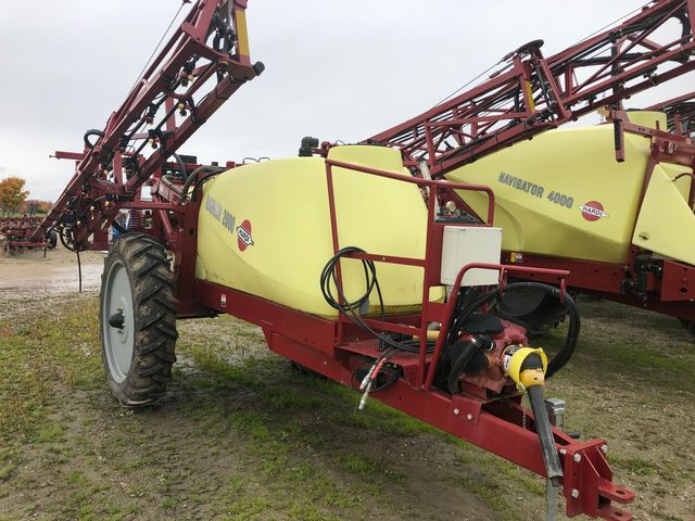 2016 Hardi RANGER 2000 Sprayer - Pull Type