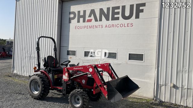 Used 2021 Mahindra Max 26xlt Tractor 