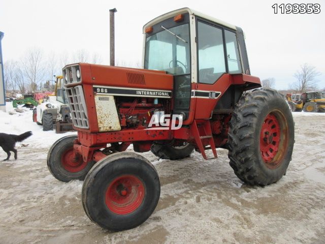 Used 1977 International Harvester 986 Tractor | AgDealer