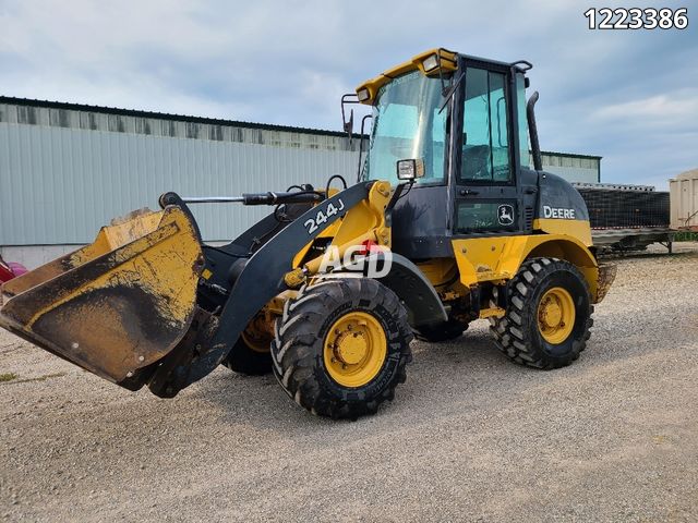 Used 2007 John Deere 244J Wheel Loader | AgDealer