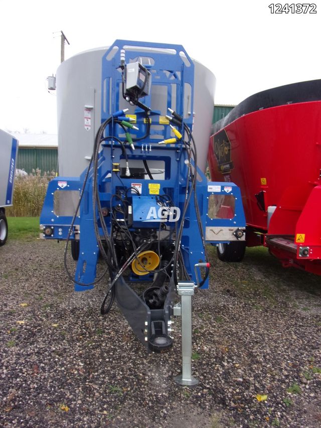 New 2023 Penta 1130HD TMR Mixer AgDealer