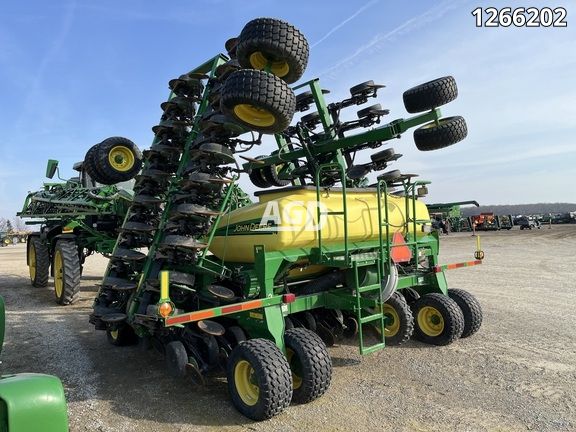 Used 2015 John Deere 1990 Air Drill | AgDealer