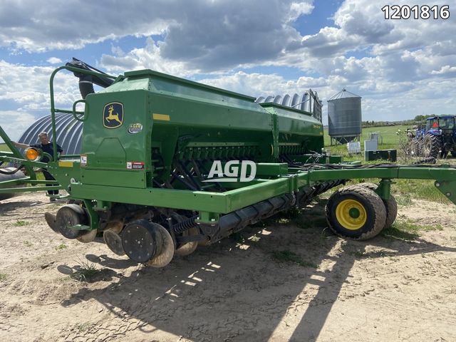 Used 2016 John Deere 1590 Drill | AgDealer