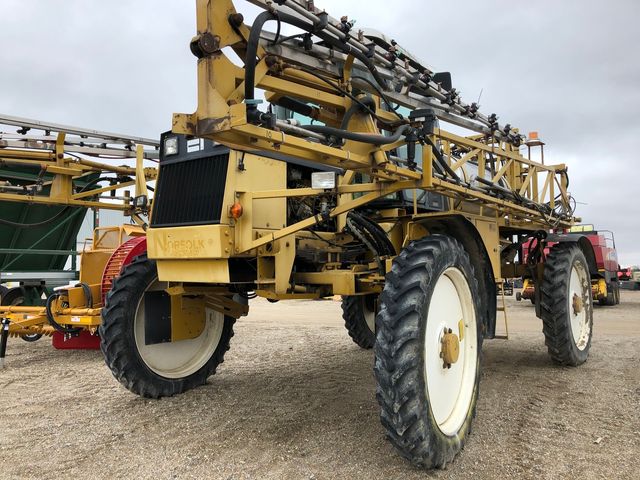 1998 RoGator 854 Sprayer - Self Propelled