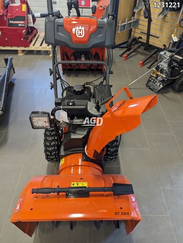 New 2023 Husqvarna ST 224 Snow Blower AgDealer
