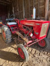 Image for article Used International 140 Tractor