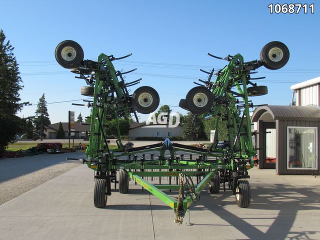 New 2023 Mandako C5510 Chisel Plow | AgDealer