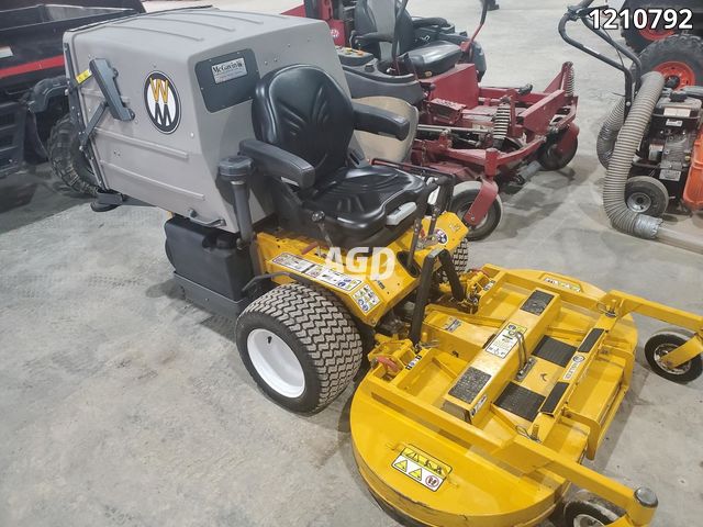 Used 2015 Walker MT25IW/52 Mower - Zero Turn | AgDealer