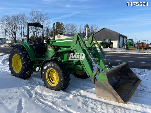 Used 2002 John Deere 6120 Tractor Loader 