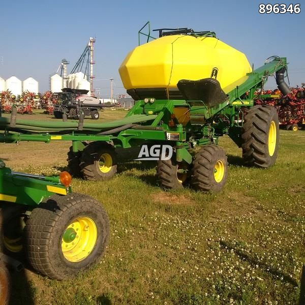 John Deere 1830 Air Drills Planting & Seedings For Sale in Canada & USA