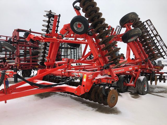 2016 Kuhn Excelerator 8000 Vertical Tillage