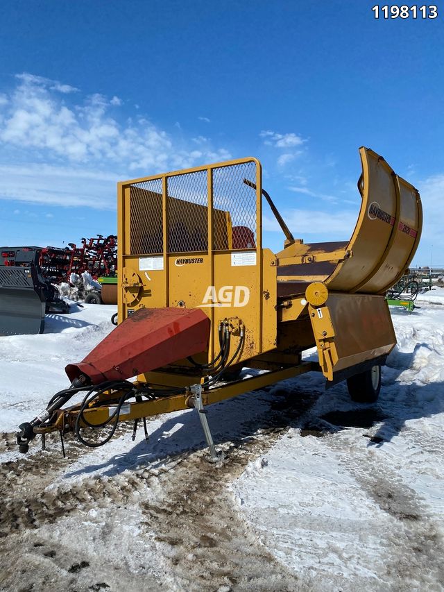 Used 2000 Haybuster 2620 Bale Processor