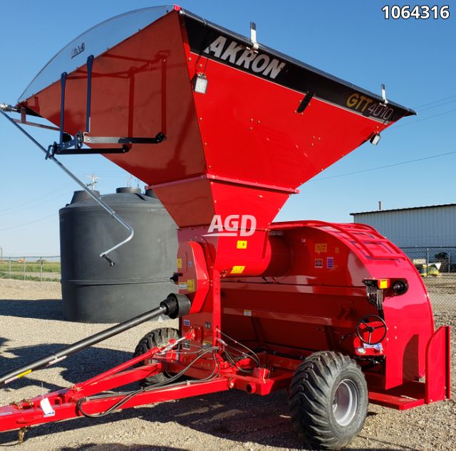 New 2021 Akron Gtt4010 Grain Bagger Agdealer