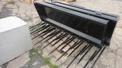 Main image for New HLA Attachments MFE72AO600 Manure Fork