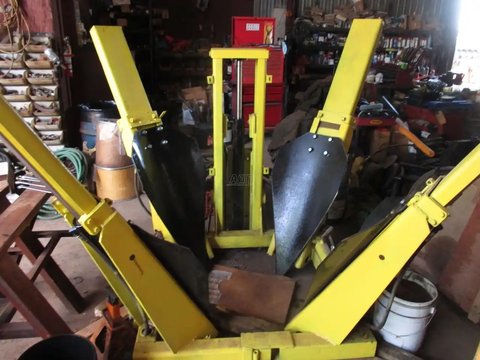 Main image for Used Vermeer 30 Tree Spade