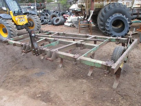 Main image for Used John Deere 1600 Chisel Plow
