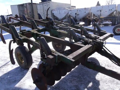 Main image for Used John Deere 710 Disc Chisel