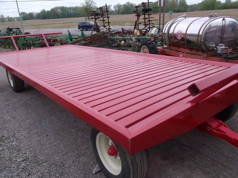 Main image for New Gingrich 8-1/2FT x 20FT Bale Wagon
