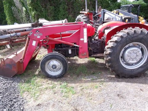 Main image for Used Massey Ferguson 250 Tractor Loader