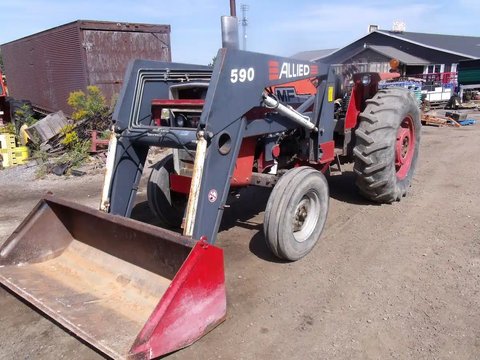 Main image for Used Massey Ferguson 265 Tractor Loader