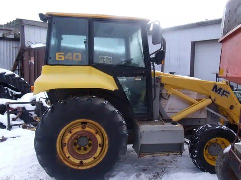 Main image for Used Massey Ferguson 640 Tractor Loader