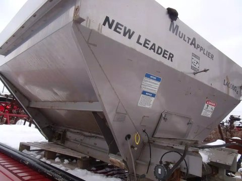 Main image for Used New Leader L4000G4 Spreader - Fertilizer