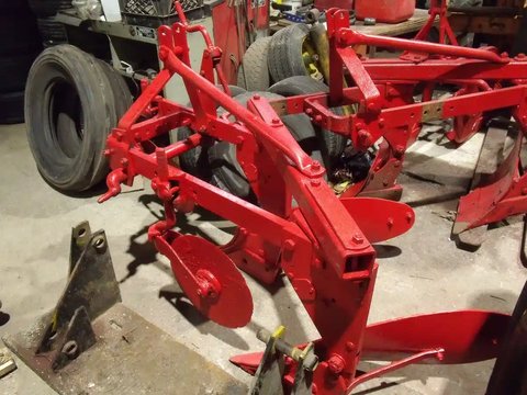 Main image for Massey Ferguson 43 Plow